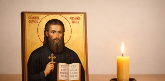 „E vremea de care ne-a prevenit Mântuitorul…” Mesajul atribuit Părintelui Arsenie Boca care îi pune pe mulți pe gânduri Icoană religioasă într-un cadru liniștit, simbol al trezviei spirituale