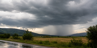 Vremea se schimbă brusc pe 13 august: temperaturile scad, iar ploile apar în mai multe regiuni Schimbarea vremii din 13 august cu temperaturi mai scăzute și ploi